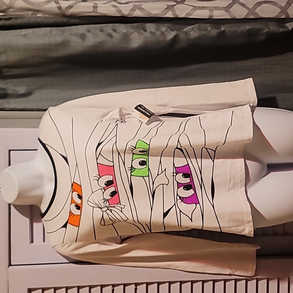 👻NWT Juniors Long Sleeve Halloween Shirt👻